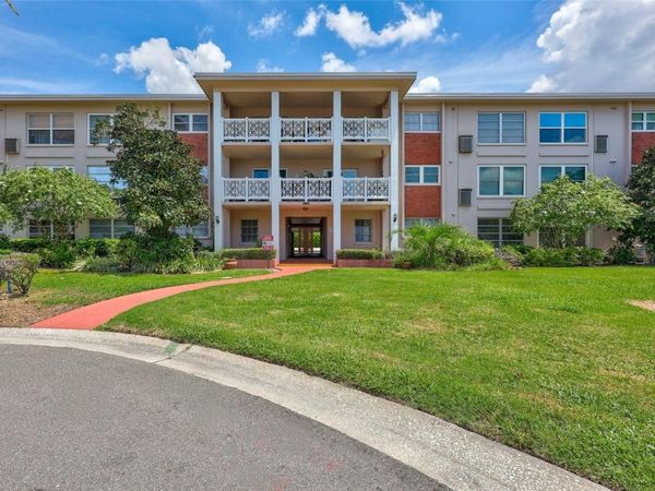 3125 36TH STREET N, Unit 208, ST PETERSBURG, FL 33713