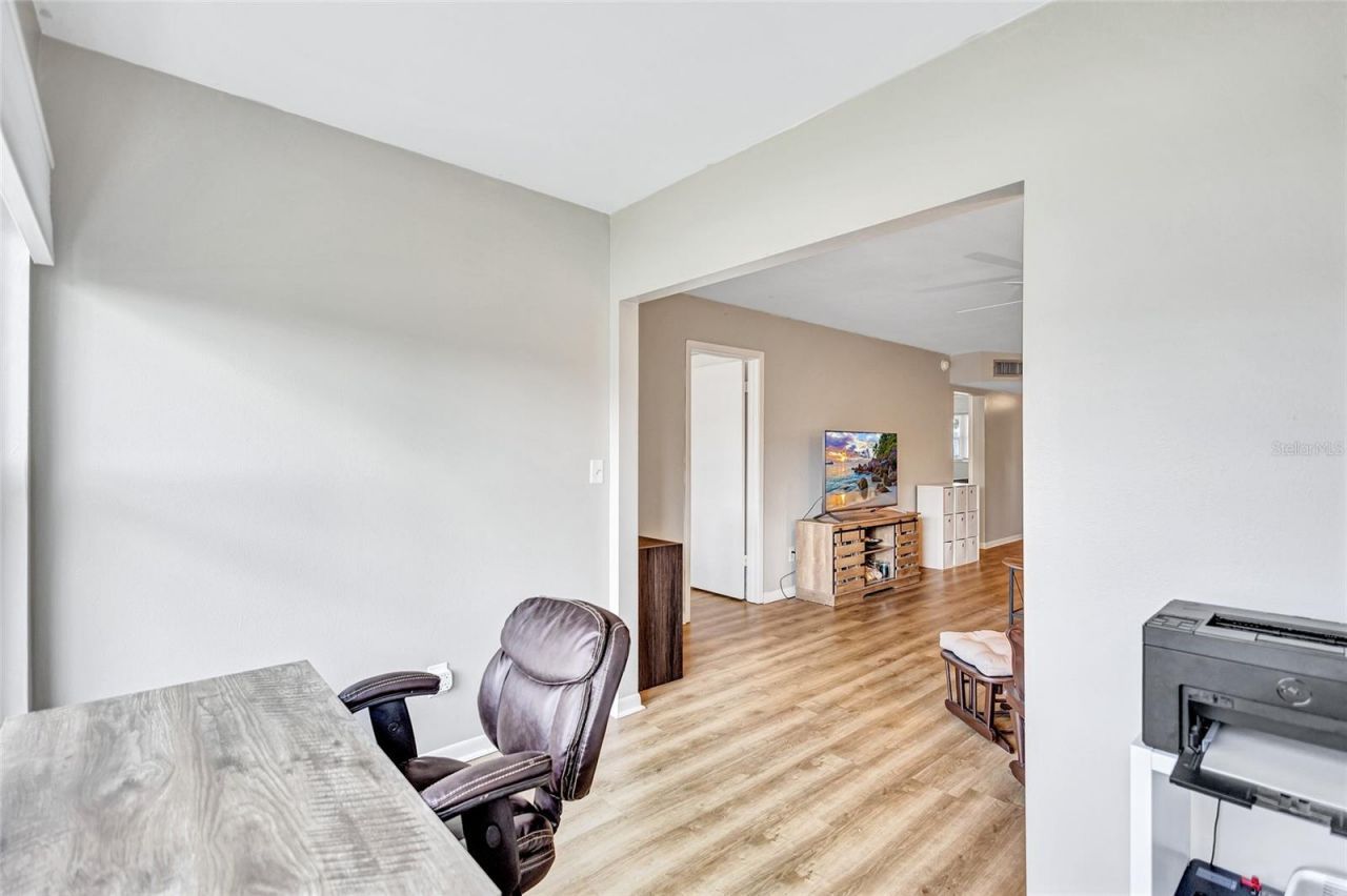 3125 36th Street N, Unit 208, Saint Petersburg, FL 33713 Photo