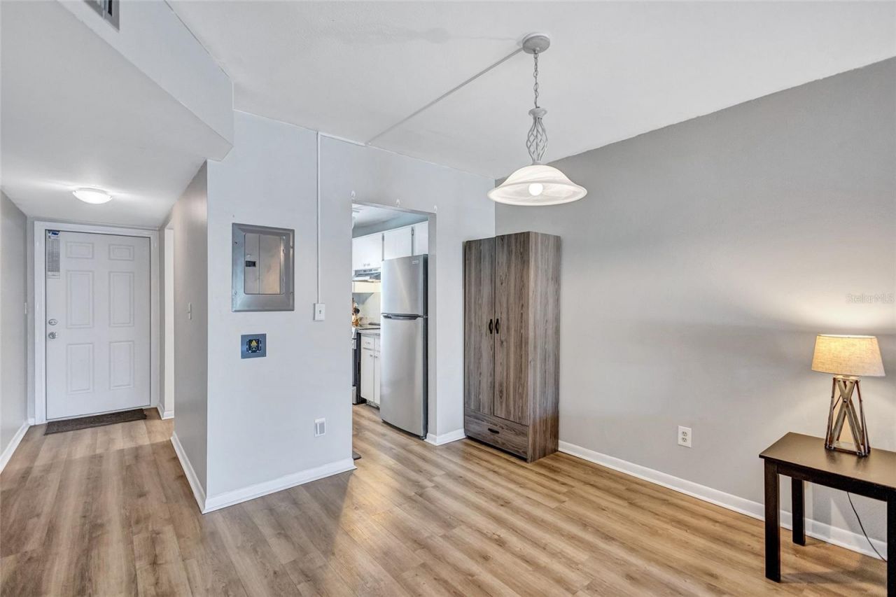 3125 36th Street N, Unit 208, Saint Petersburg, FL 33713 Photo