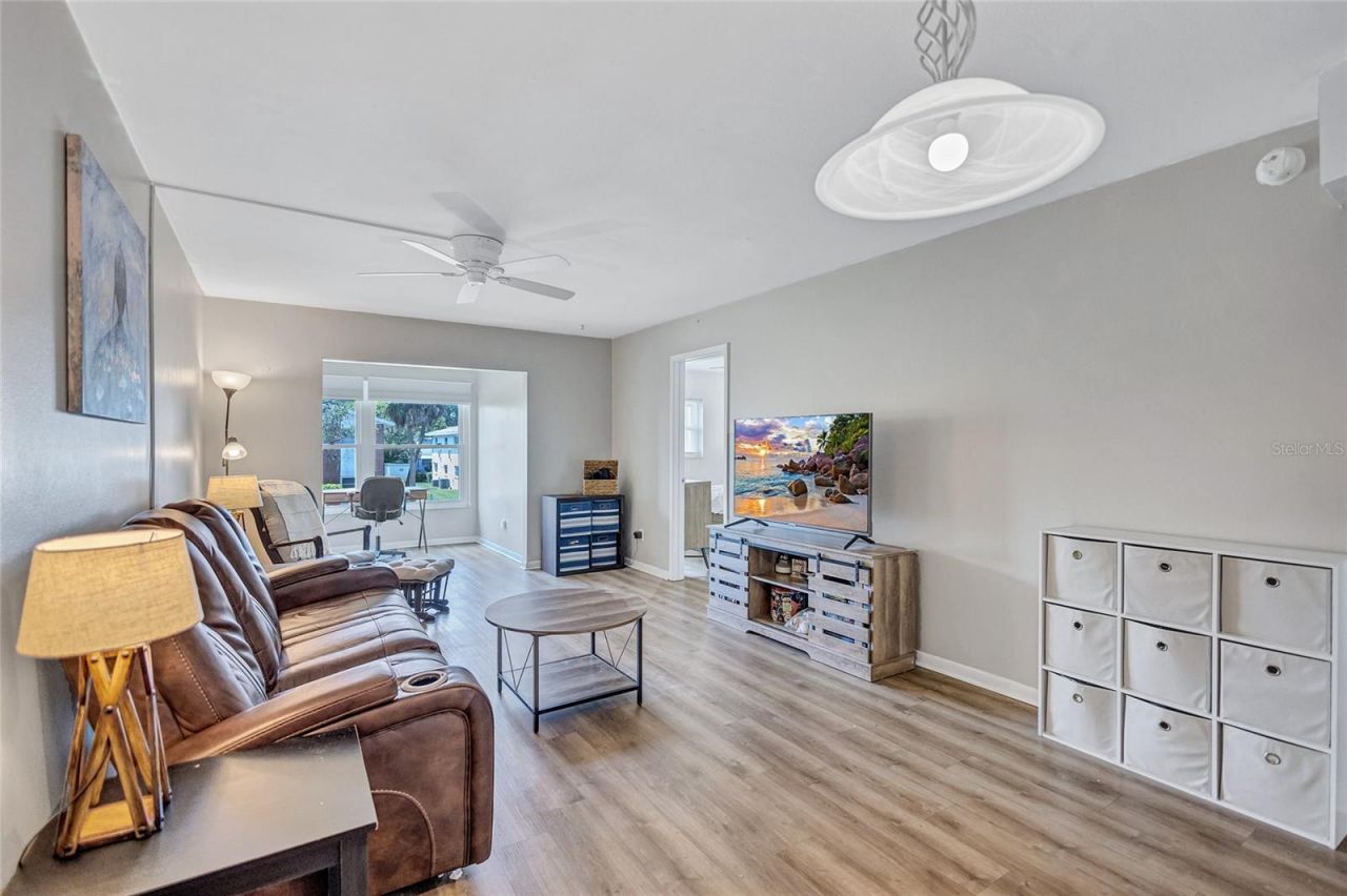 3125 36th Street N, Unit 208, Saint Petersburg, FL 33713 Photo