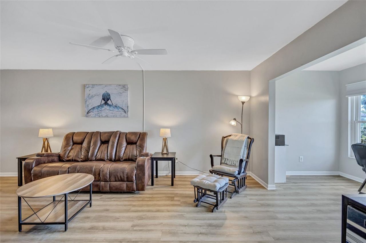 3125 36th Street N, Unit 208, Saint Petersburg, FL 33713 Photo