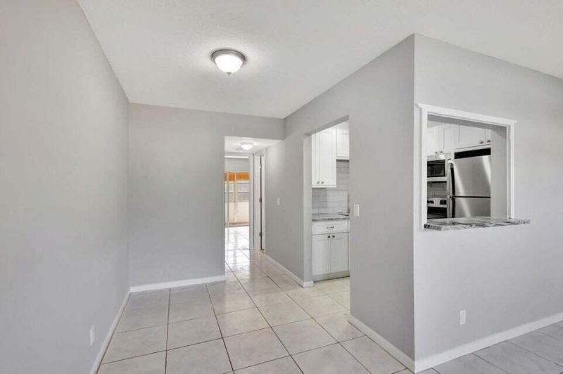 27 Camden B, West Palm Beach, FL 33417 Photo