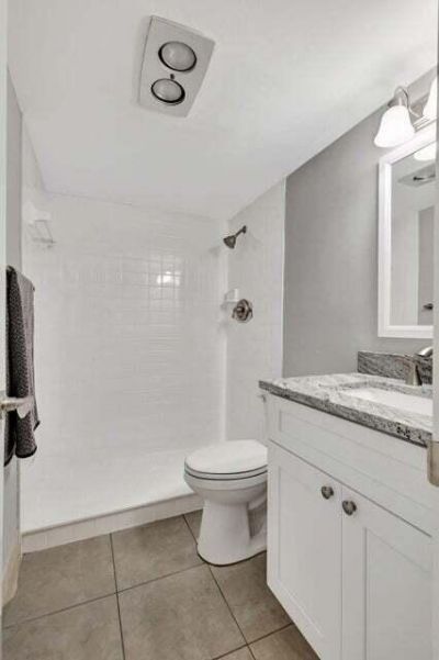 27 Camden B, West Palm Beach, FL 33417 Photo