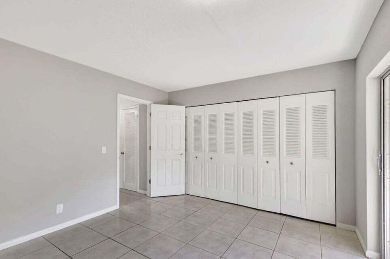 27 Camden B, West Palm Beach, FL 33417 Photo