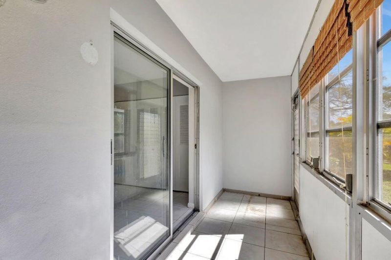 27 Camden B, West Palm Beach, FL 33417 Photo