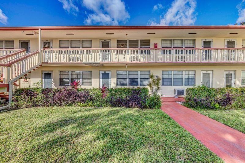 27 Camden B, West Palm Beach, FL 33417 Photo