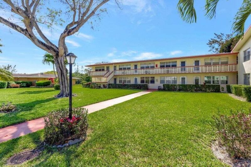 27 Camden B, West Palm Beach, FL 33417 Photo