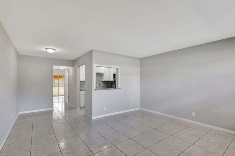 27 Camden B, West Palm Beach, FL 33417 Photo