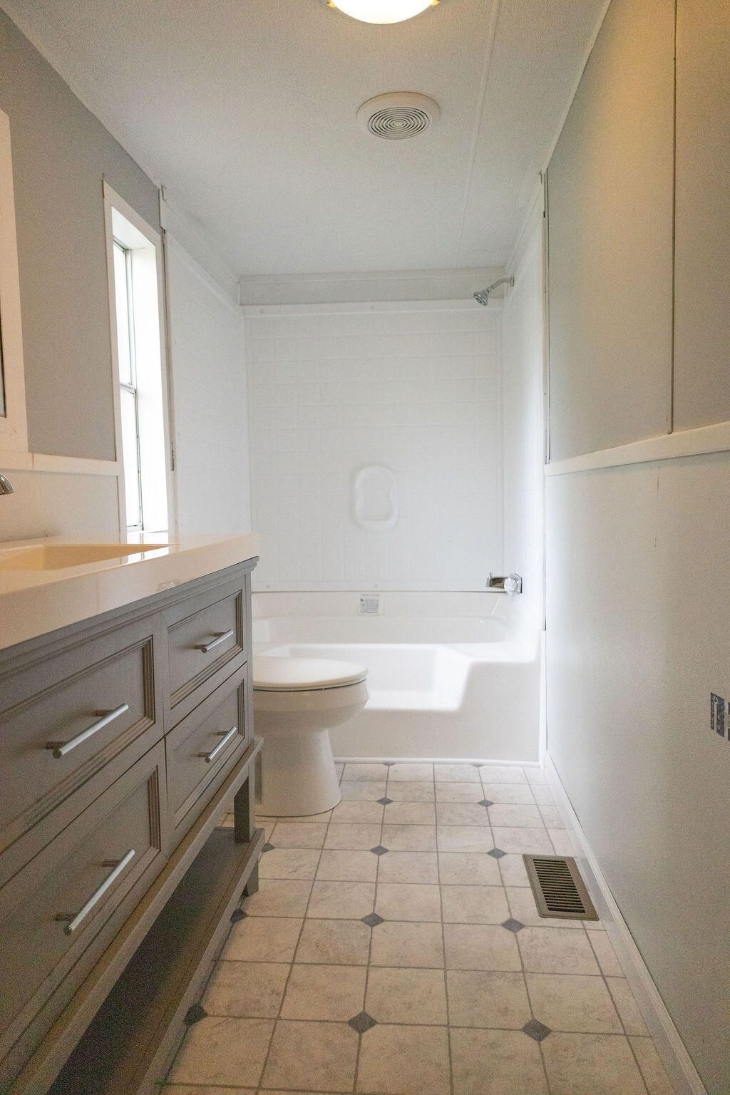 206 Belfast Lane Photo 9