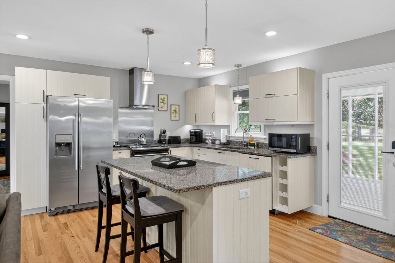 1570 Charity Church Road Photo 12