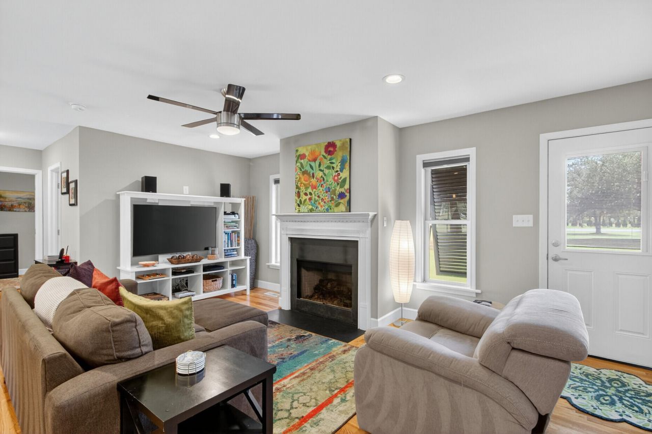 1570 Charity Church Road Photo 9