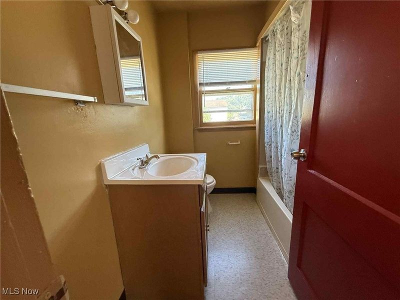 217 S Jackson Street, Youngstown, OH 44506 Photo 14