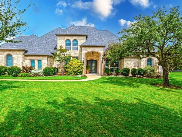 8271 Glenwick Drive, Waxahachie, TX 75167