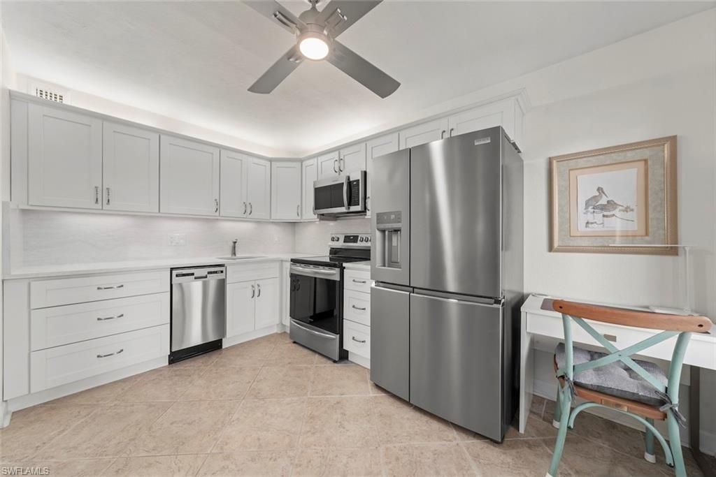 1250 Tennisplace Ct, Unit B24, Sanibel, FL 33957 Photo