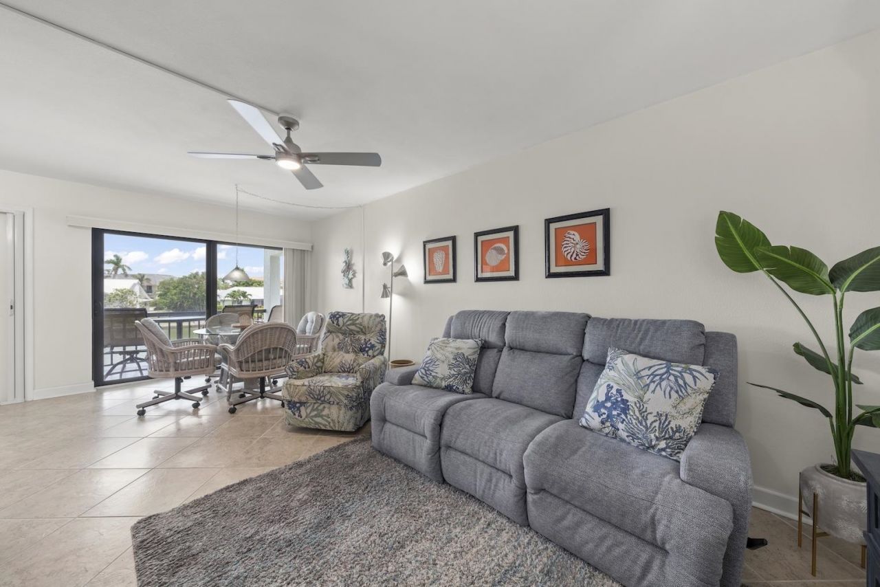 1250 Tennisplace Ct, Unit B24, Sanibel, FL 33957 Photo
