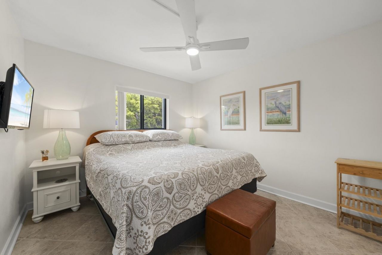 1250 Tennisplace Ct, Unit B24, Sanibel, FL 33957 Photo