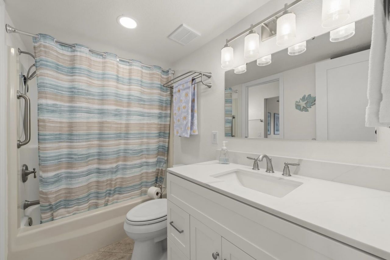 1250 Tennisplace Ct, Unit B24, Sanibel, FL 33957 Photo