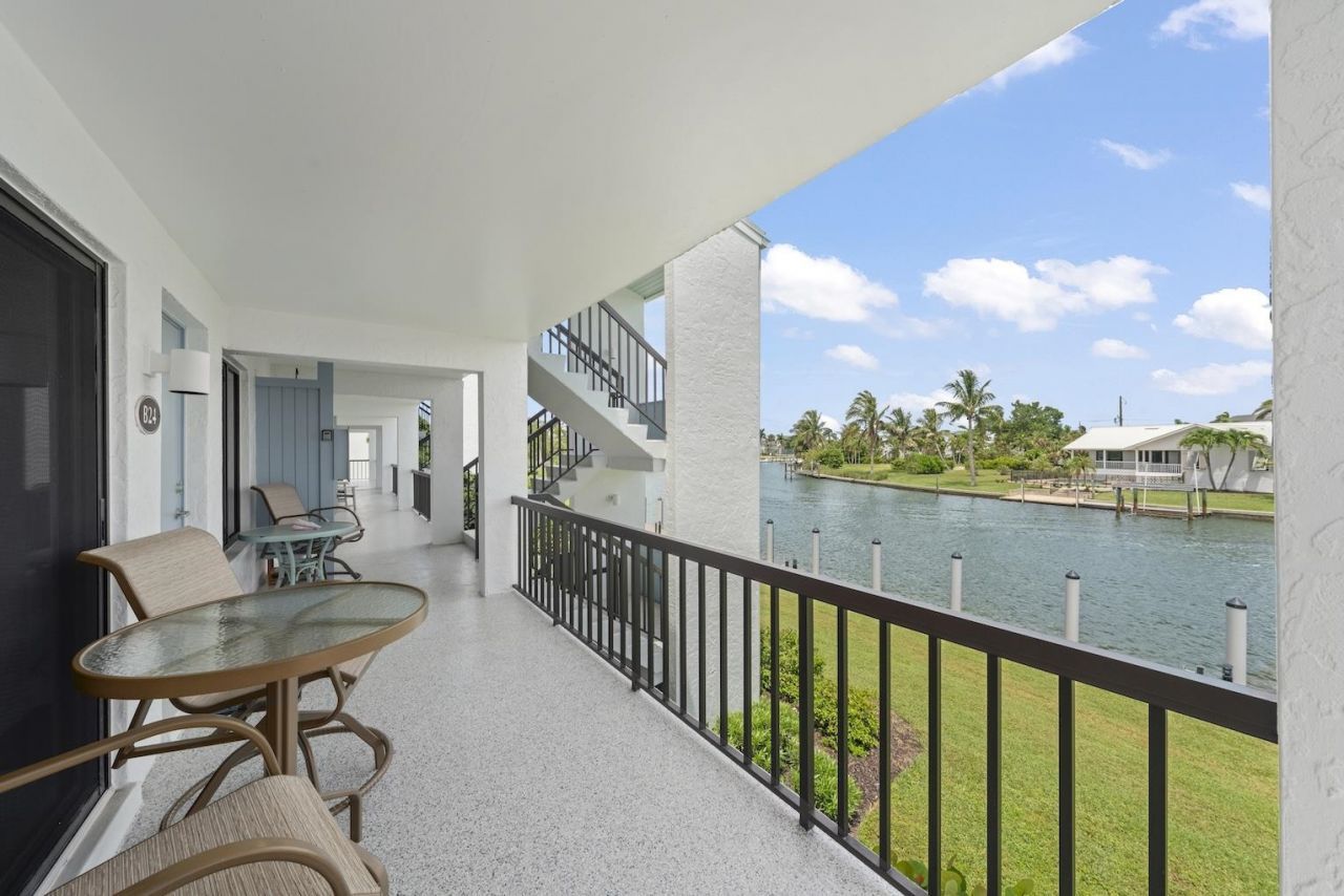 1250 Tennisplace Ct, Unit B24, Sanibel, FL 33957 Photo
