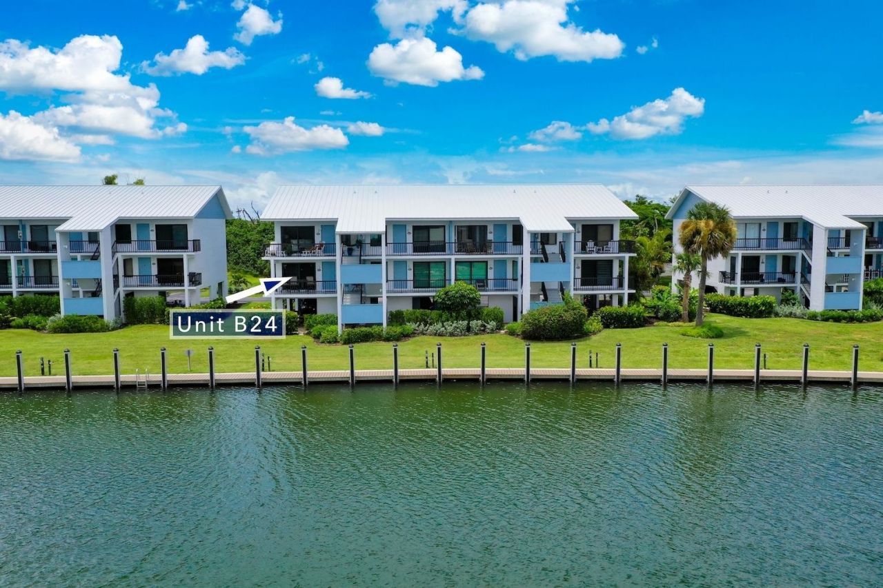 1250 Tennisplace Ct, Unit B24, Sanibel, FL 33957 Photo