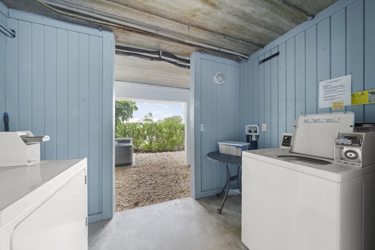 1250 Tennisplace Ct, Unit B24, Sanibel, FL 33957 Photo