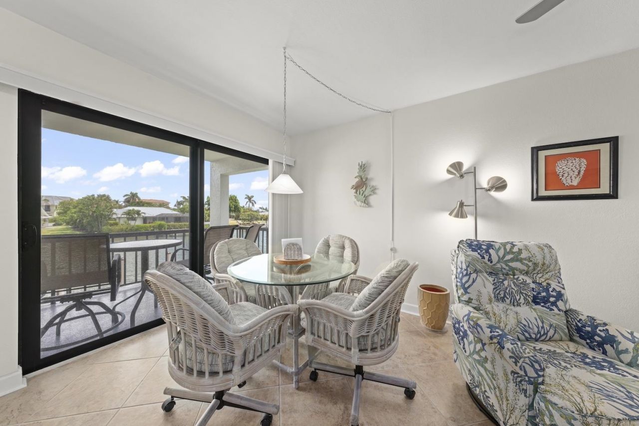 1250 Tennisplace Ct, Unit B24, Sanibel, FL 33957 Photo