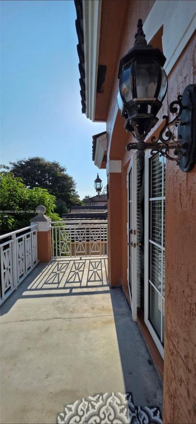 16448 SW 67th Ter, Miami, FL 33193 Photo