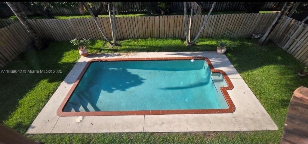 16448 SW 67th Ter, Miami, FL 33193 Photo