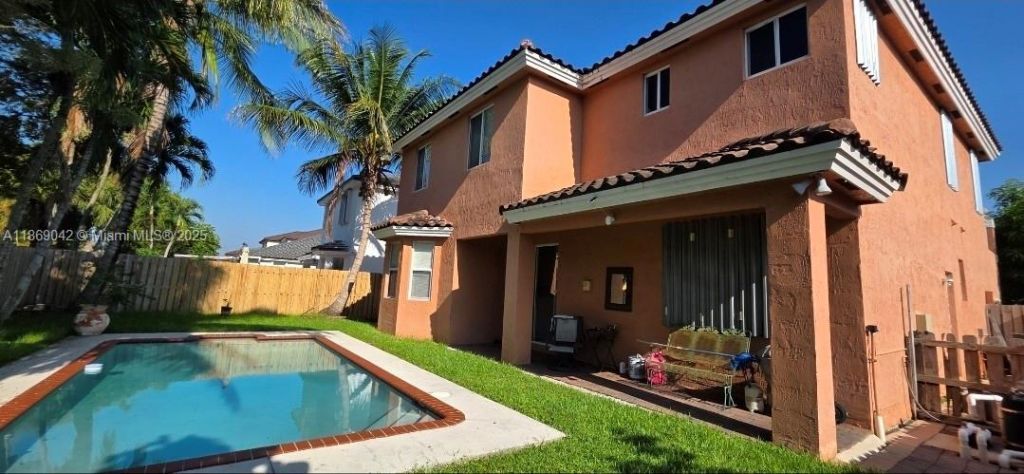 16448 SW 67th Ter, Miami, FL 33193 Photo