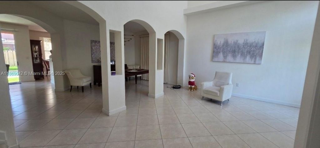 16448 SW 67th Ter, Miami, FL 33193 Photo