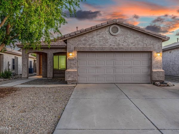 241 E MOUNTAIN VIEW Road, San Tan Valley, AZ 85143