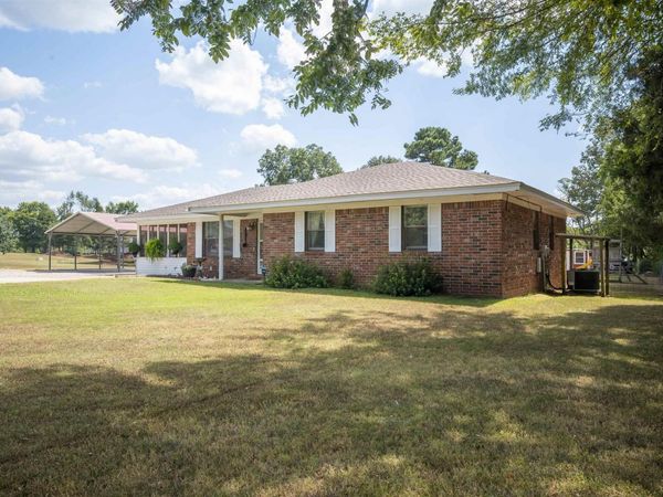 749 Molly Lane, Newark, AR 72562