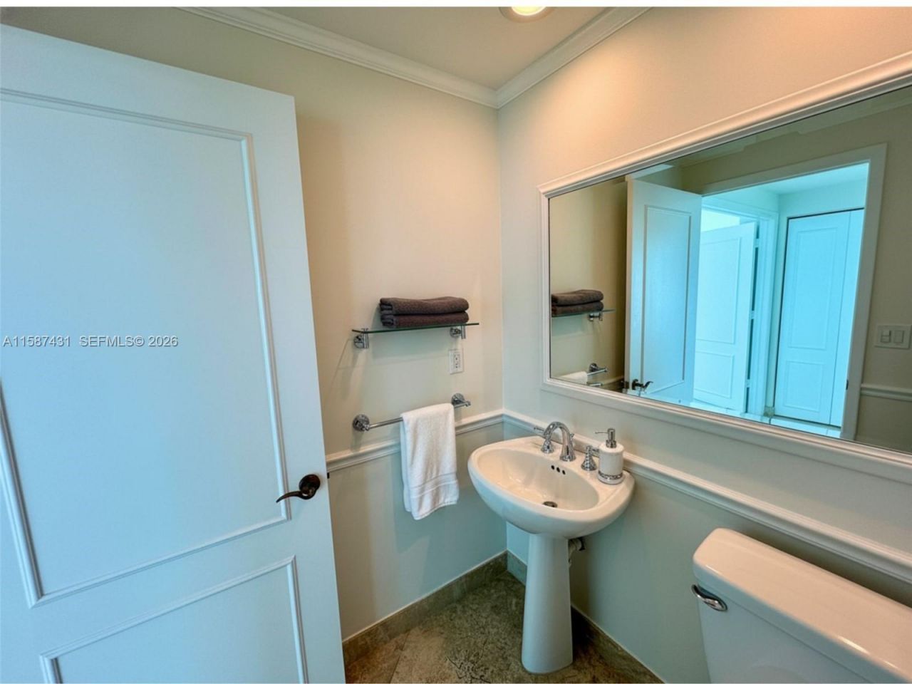 300 S Pointe Dr, Unit 1001, Miami Beach, FL 33139 Photo