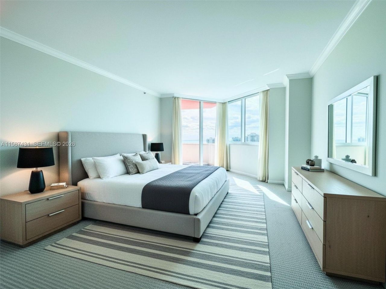 300 S Pointe Dr, Unit 1001, Miami Beach, FL 33139 Photo