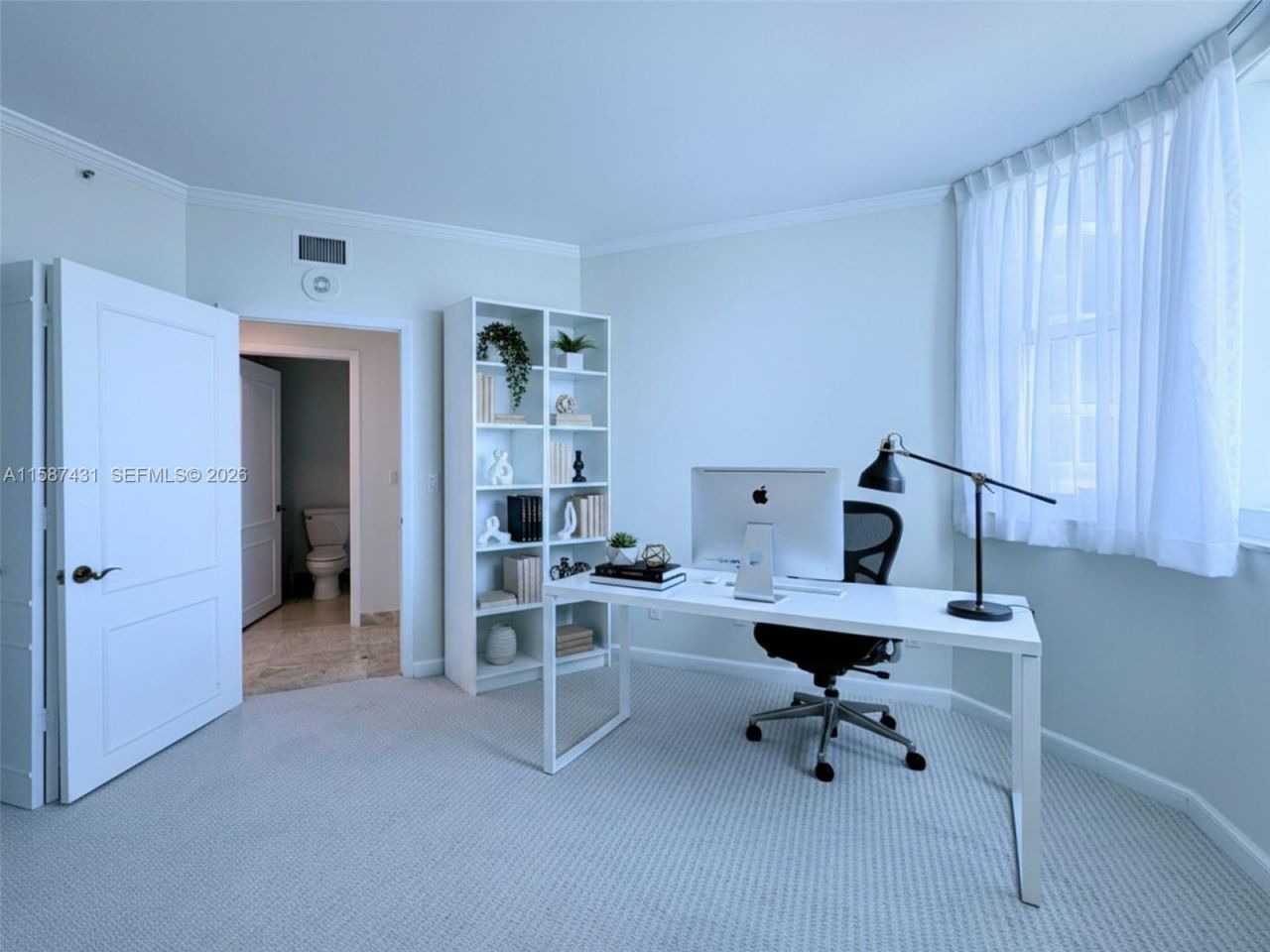 300 S Pointe Dr, Unit 1001, Miami Beach, FL 33139 Photo