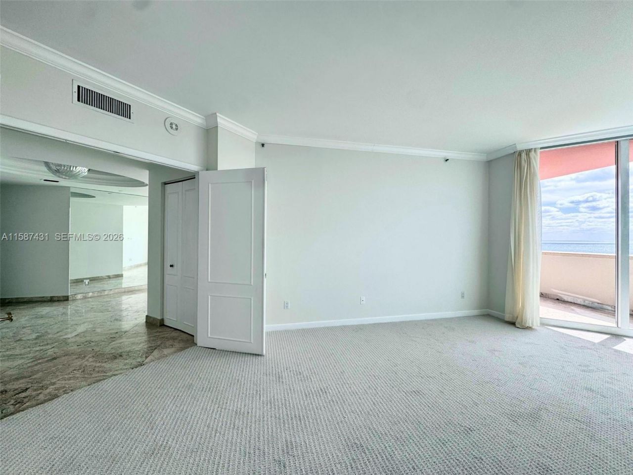 300 S Pointe Dr, Unit 1001, Miami Beach, FL 33139 Photo