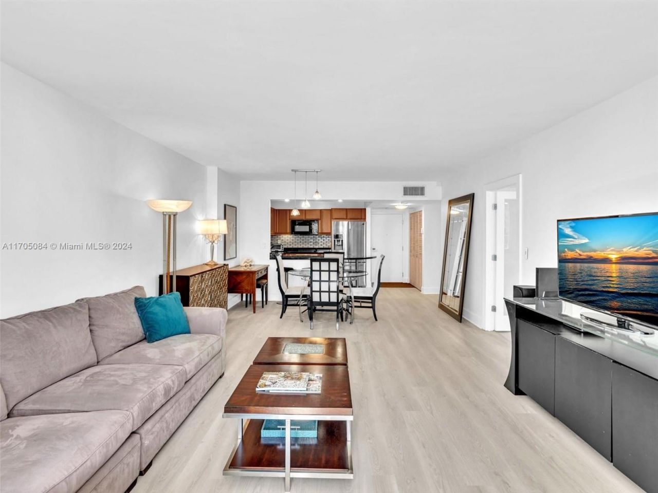 2301 Collins Ave, Unit 1202, Miami Beach, FL 33139 Photo