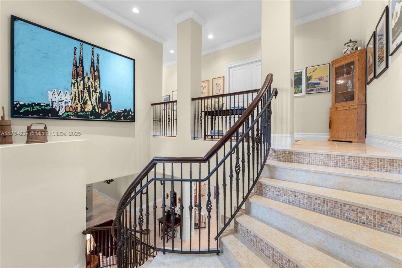 1091 Hillsboro Mile, Hillsboro Beach, FL 33062 Photo