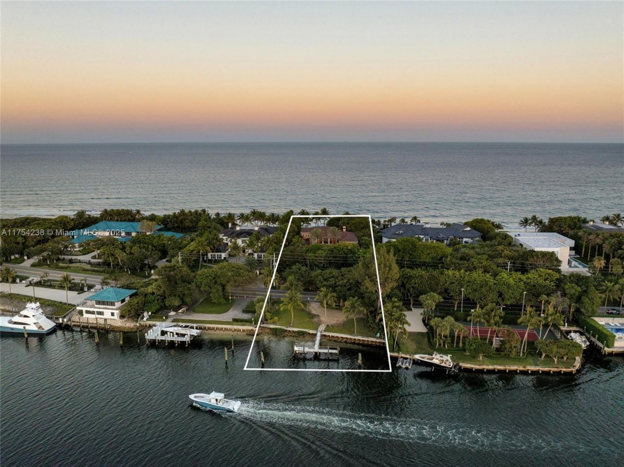 1091 Hillsboro Mile, Hillsboro Beach, FL 33062 Photo