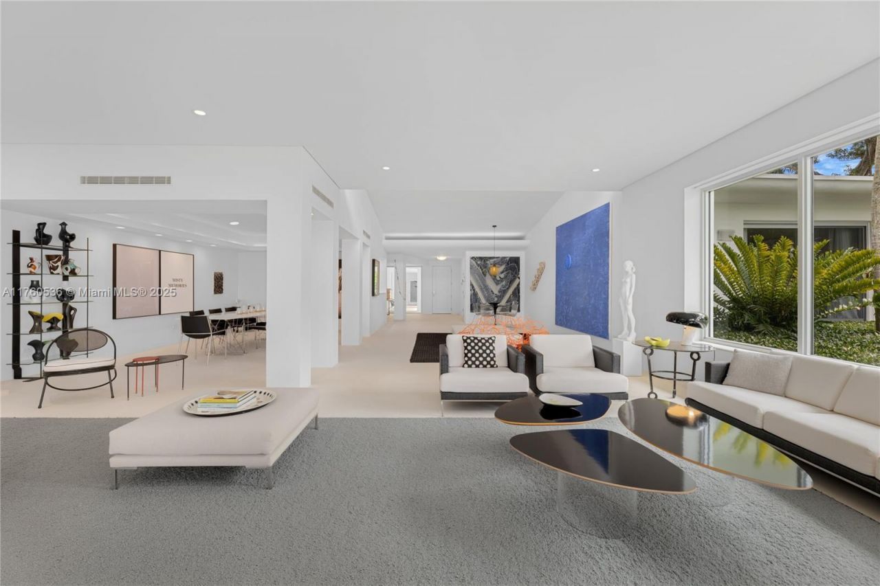 6380 N Bay Rd, Miami Beach, FL 33141 Photo