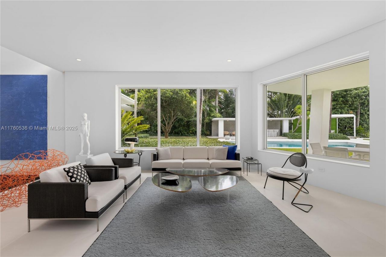 6380 N Bay Rd, Miami Beach, FL 33141 Photo