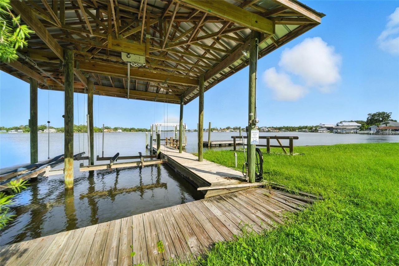 2435 N Watersedge Drive, Crystal River, FL 34429 Photo