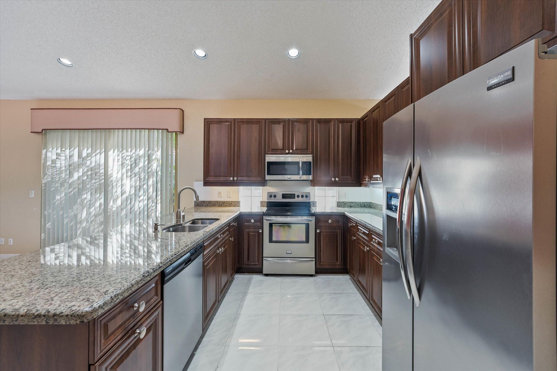 10860 Fairmont Village Drive, Lake Worth, FL 33449 Photo