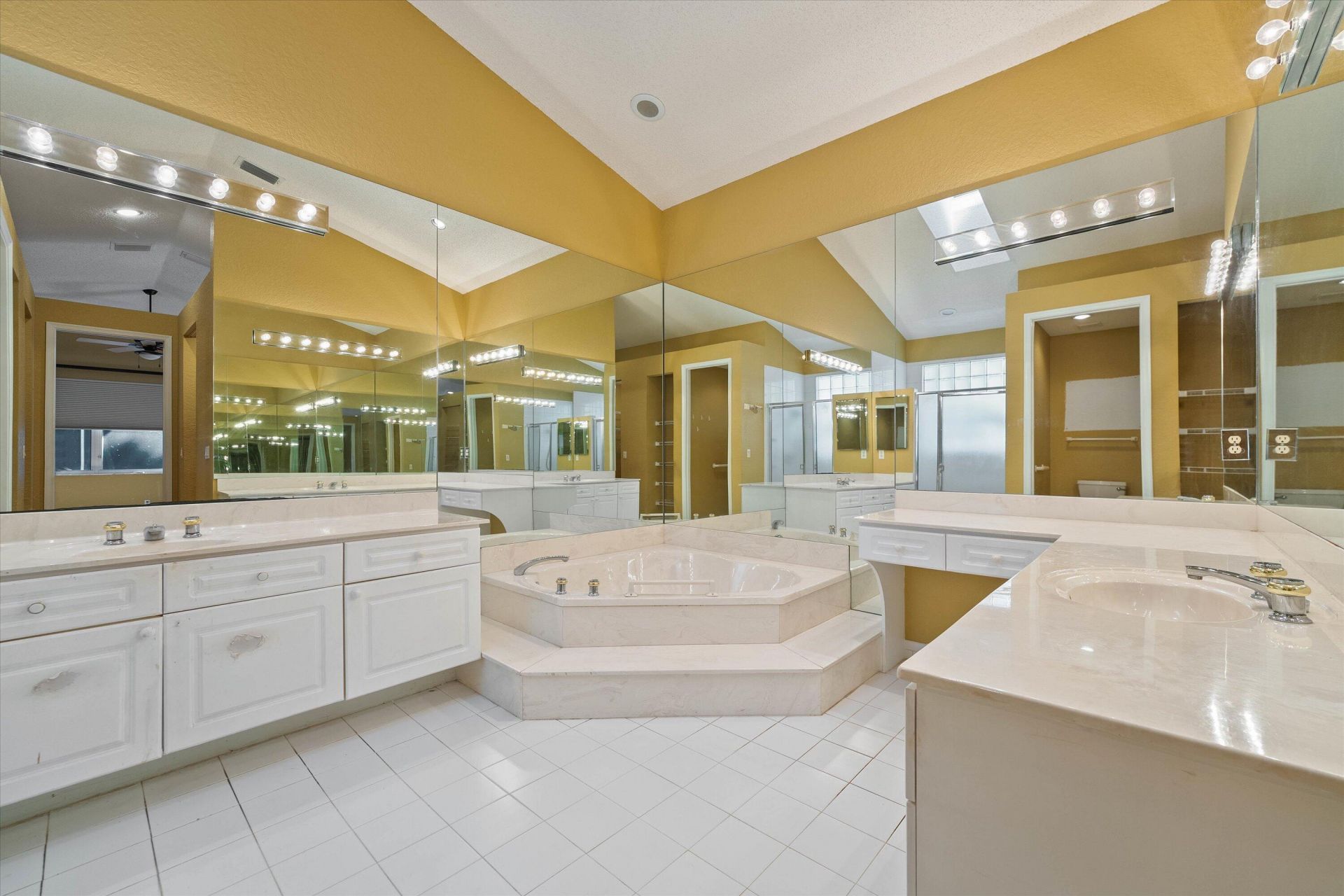 10860 Fairmont Village Drive, Lake Worth, FL 33449 Photo