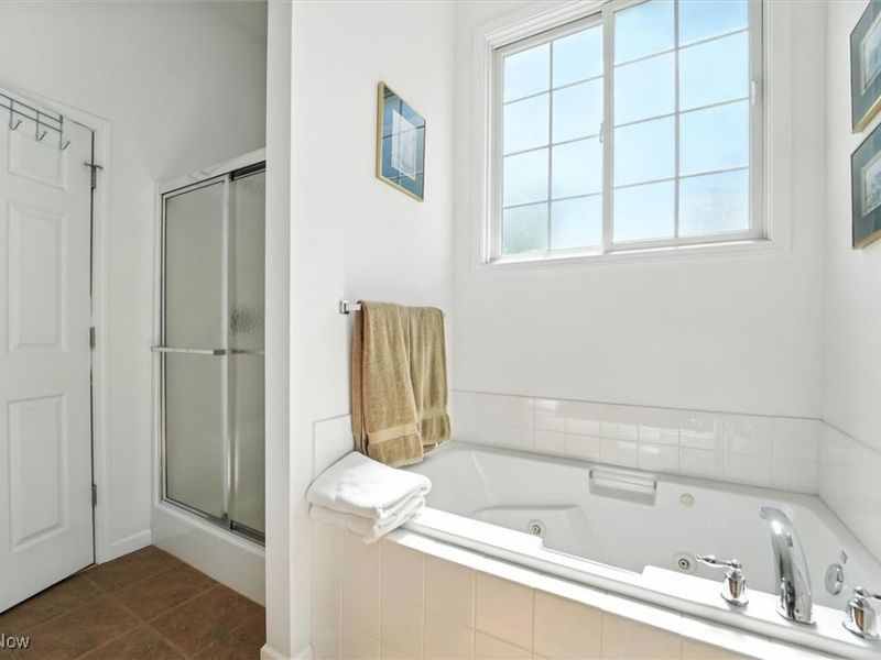 1437 Lake Vue Drive, Rome, OH 44085 Photo 21