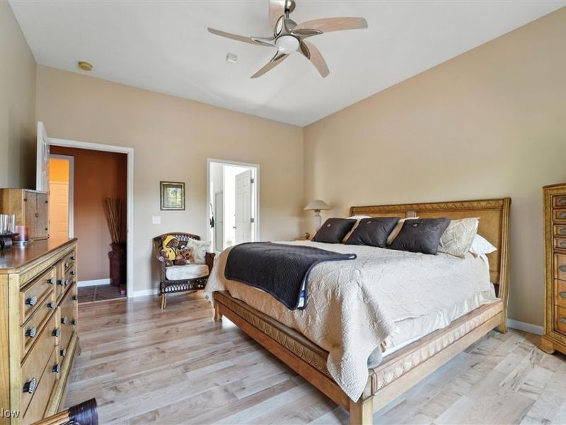 1437 Lake Vue Drive, Rome, OH 44085 Photo 23