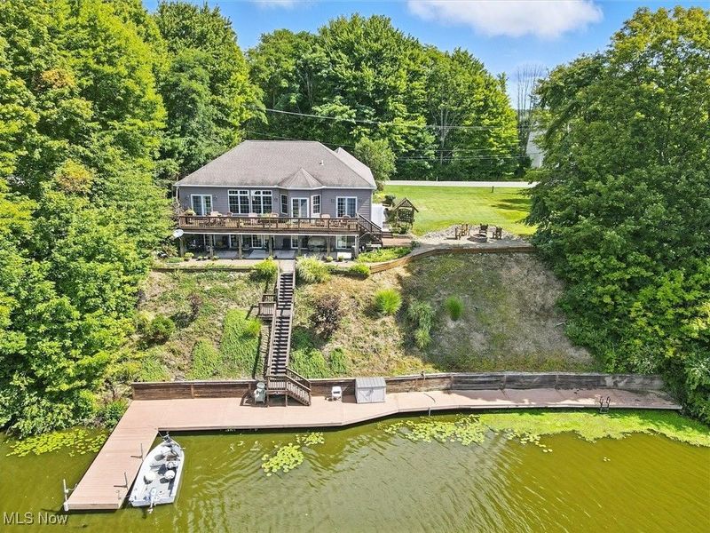 1437 Lake Vue Drive, Rome, OH 44085 Photo 4