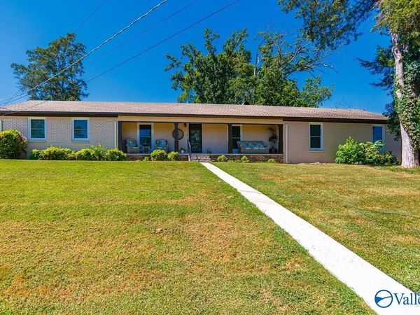 1901 Epworth Drive NE, Huntsville, AL 35811