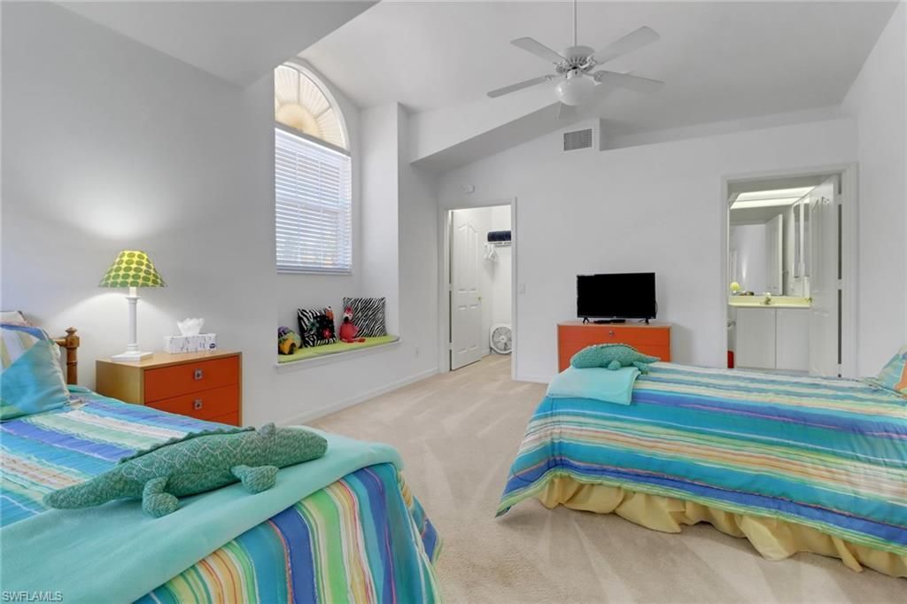 6180 Reserve Cir, Unit 203, Naples, FL 34119 Photo