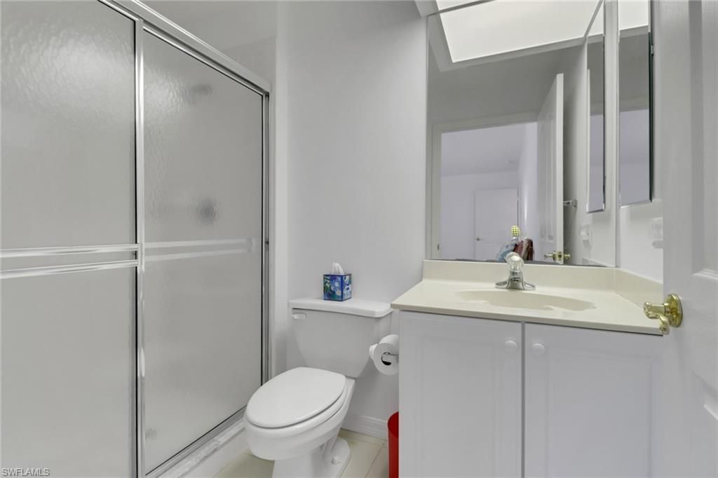 6180 Reserve Cir, Unit 203, Naples, FL 34119 Photo