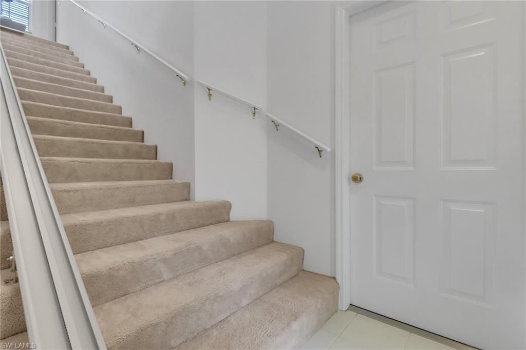 6180 Reserve Cir, Unit 203, Naples, FL 34119 Photo